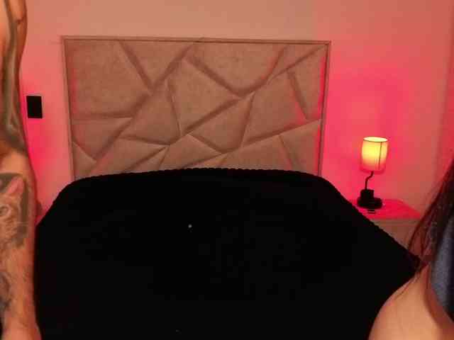 SweetSin-Couple Sex Cam Show