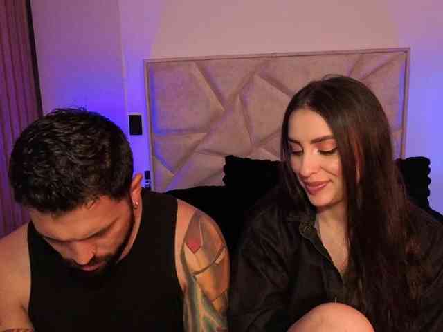 SweetSin-Couple webcam