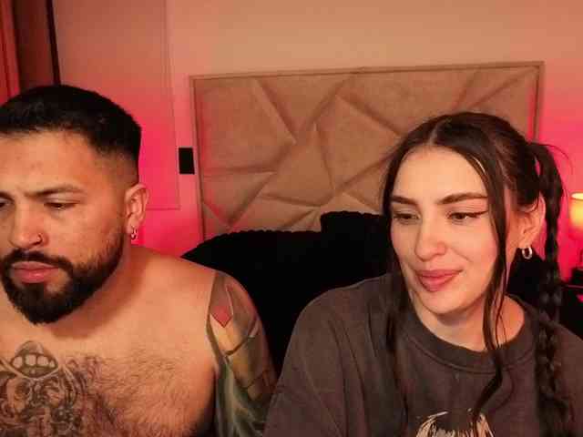 SweetSin-Couple webcam