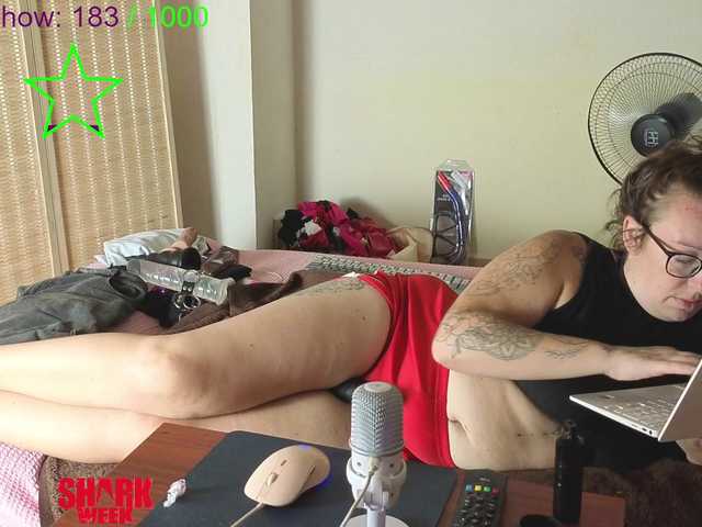 JadeStarUK's BongaCams show and profile