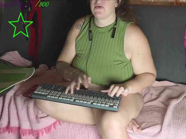 JadeStarUK webcam