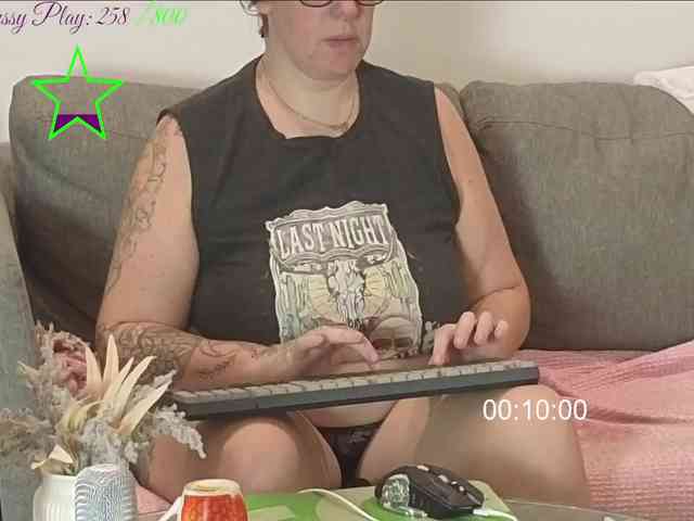 JadeStarUK webcam