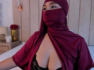 Amirah- Porn Show