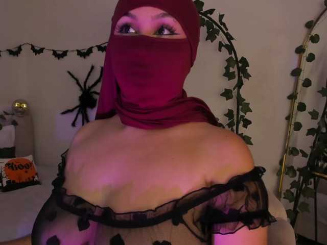 Amirah- live cam on BongaCams
