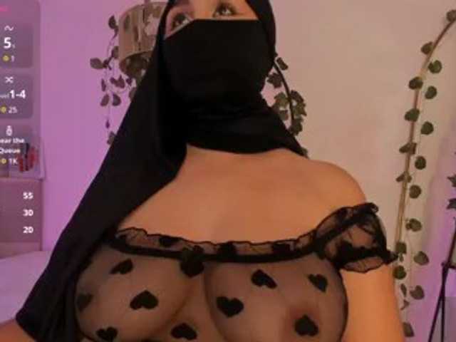 Amirah- live cam on BongaCams