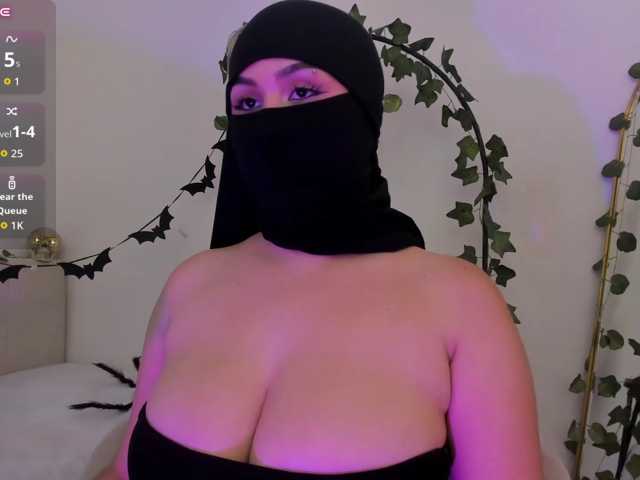 Amirah- live cam on BongaCams