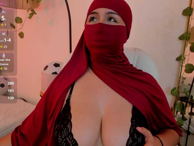 Amirah- live cam on BongaCams