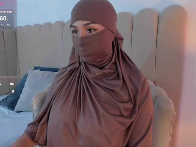 Amirah- live cam on BongaCams