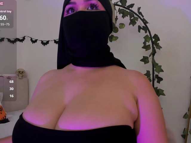 Amirah- live cam on BongaCams