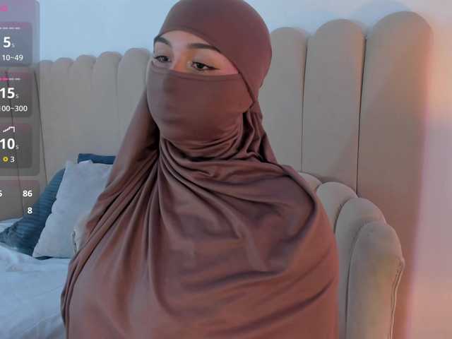 Amirah- live cam on BongaCams