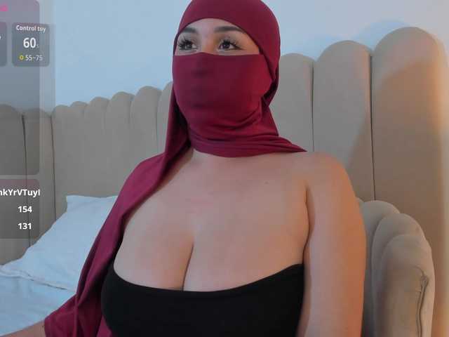 Amirah- live cam on BongaCams
