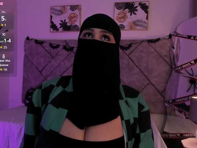 Amirah- live cam on BongaCams
