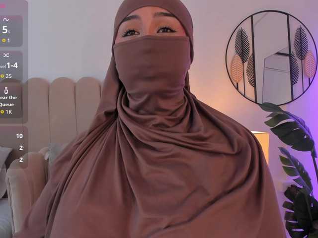 Amirah- live cam on BongaCams