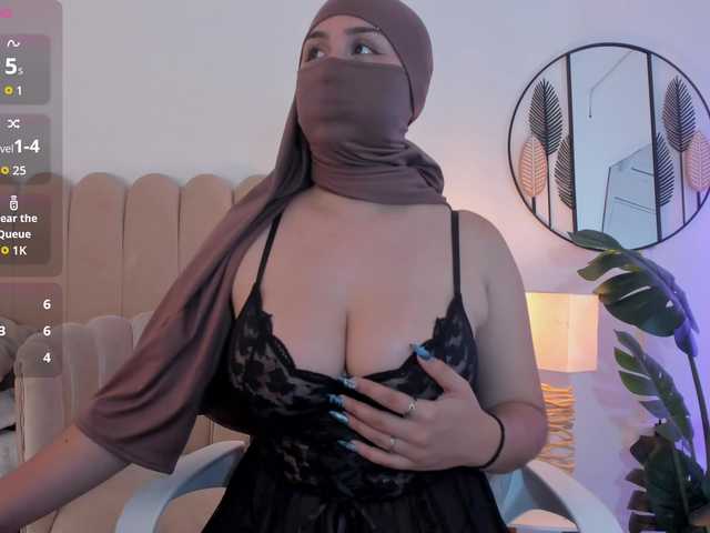 Amirah- live cam on BongaCams