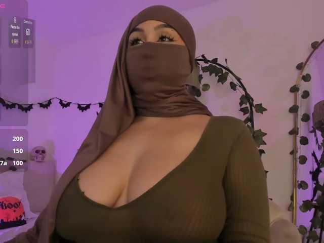 Amirah- live cam on BongaCams