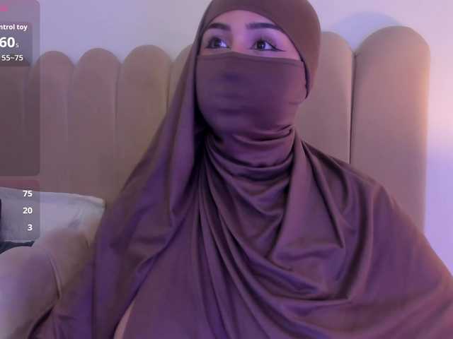 Amirah- live cam on BongaCams