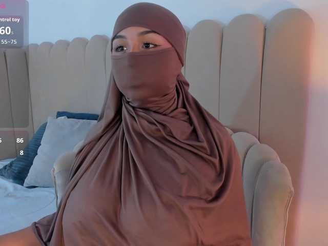 Amirah- live cam on BongaCams