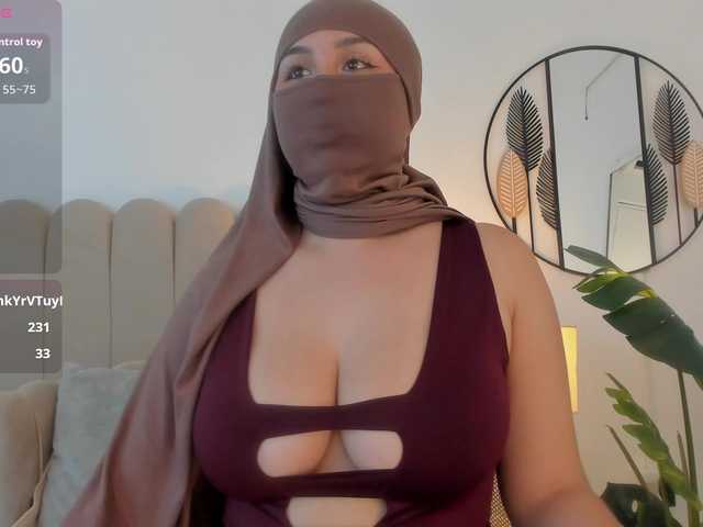Amirah- live cam on BongaCams