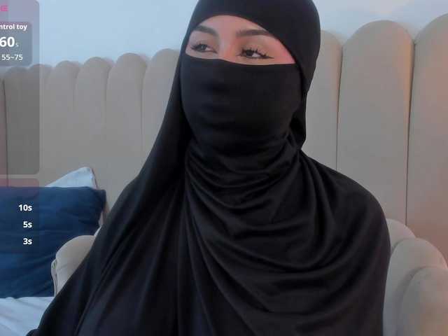Amirah- live cam on BongaCams