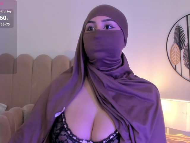 Amirah- live cam on BongaCams