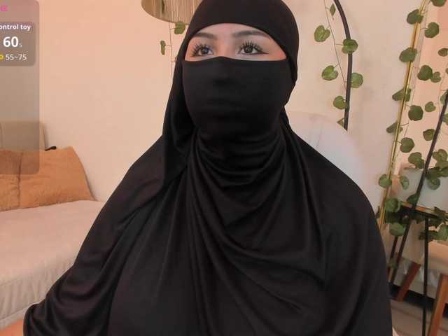Amirah- live cam on BongaCams