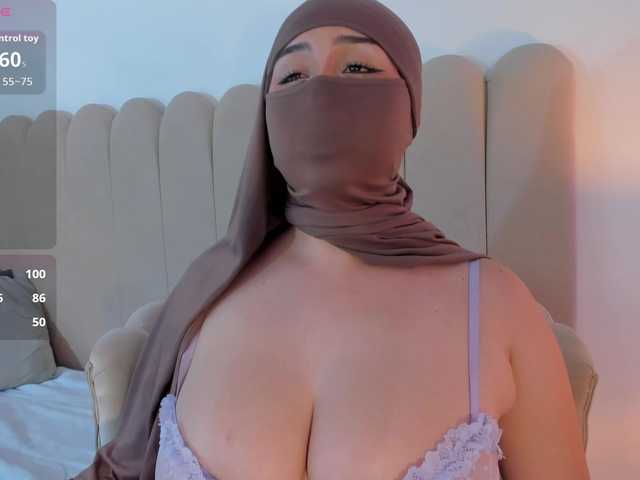Amirah- live cam on BongaCams