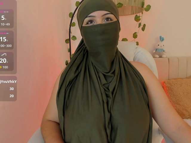 Amirah-'s BongaCams show and profile
