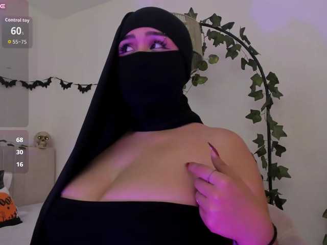 Amirah- live cam on BongaCams