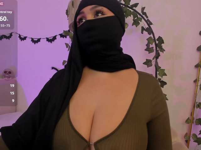 Amirah- live cam on BongaCams