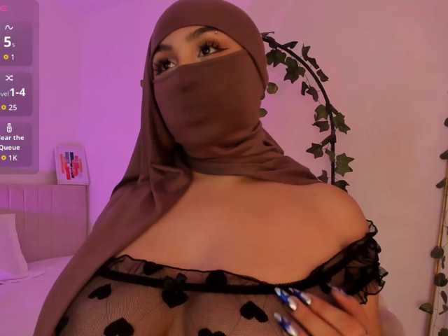 Amirah- live cam on BongaCams