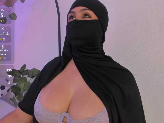 Amirah- live cam on BongaCams