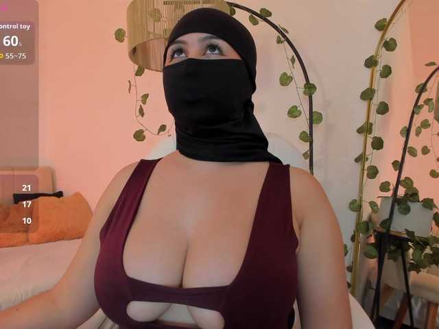 Amirah- live cam on BongaCams