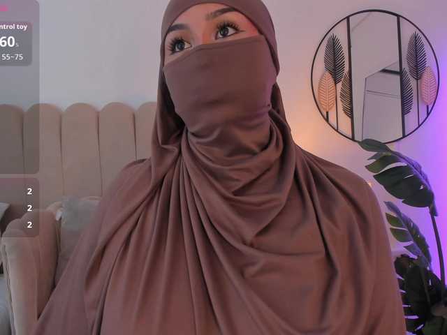Amirah- live cam on BongaCams