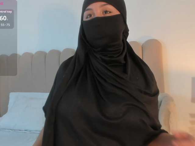 Amirah- live cam on BongaCams