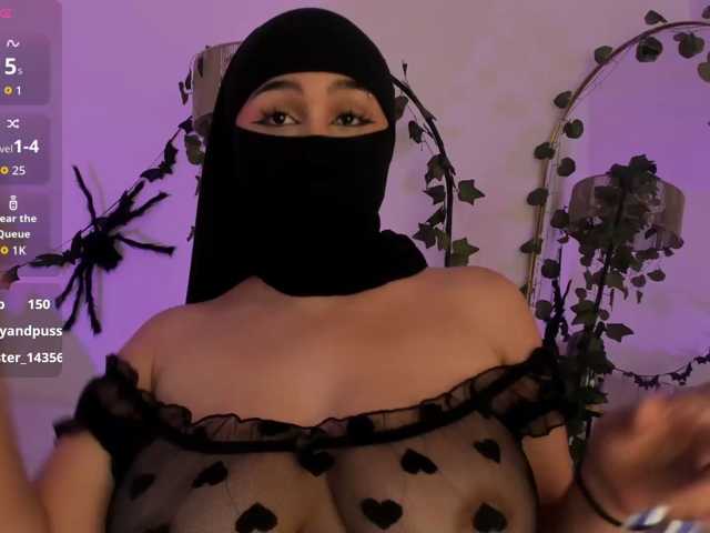 Amirah- live cam on BongaCams