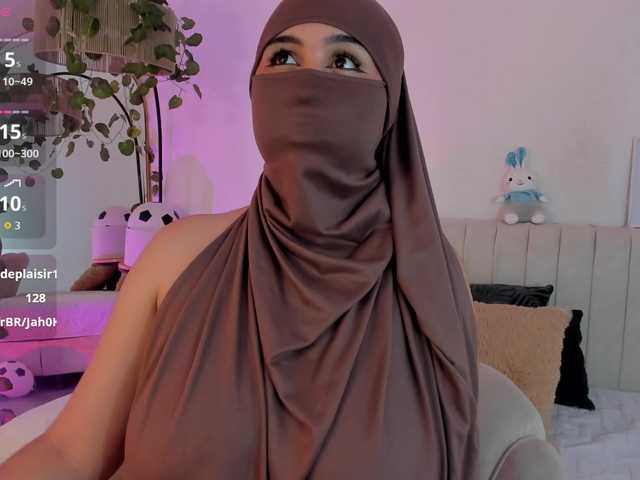 Amirah- live cam on BongaCams