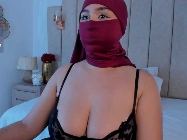 Amirah- live cam on BongaCams
