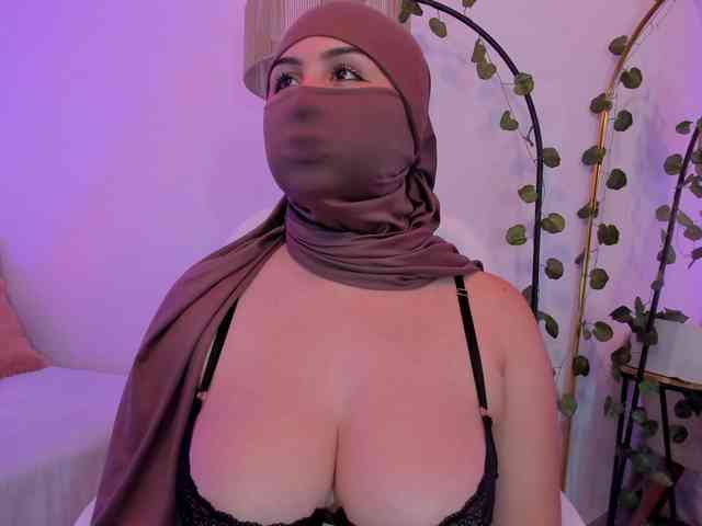 Amirah- webcam