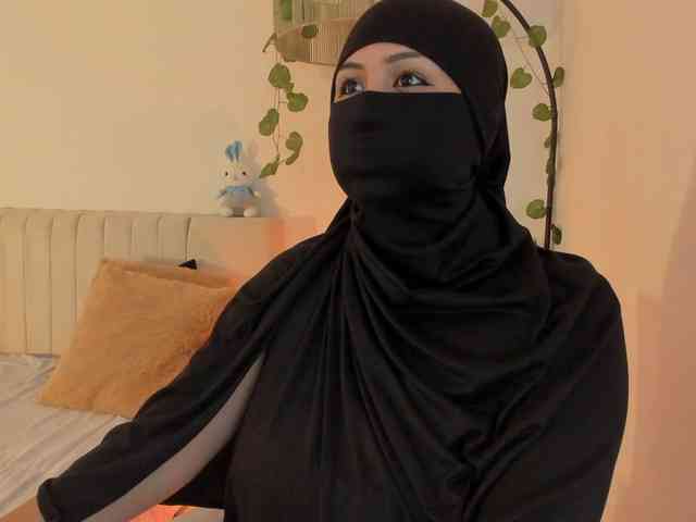 Amirah- webcam
