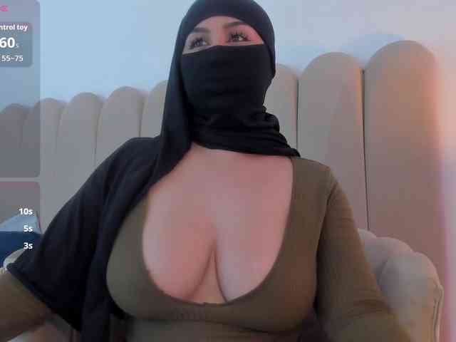 Amirah- webcam
