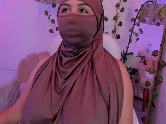 Amirah- webcam