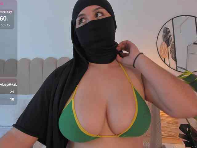 Amirah- webcam