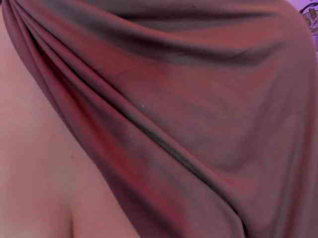 Amirah- webcam