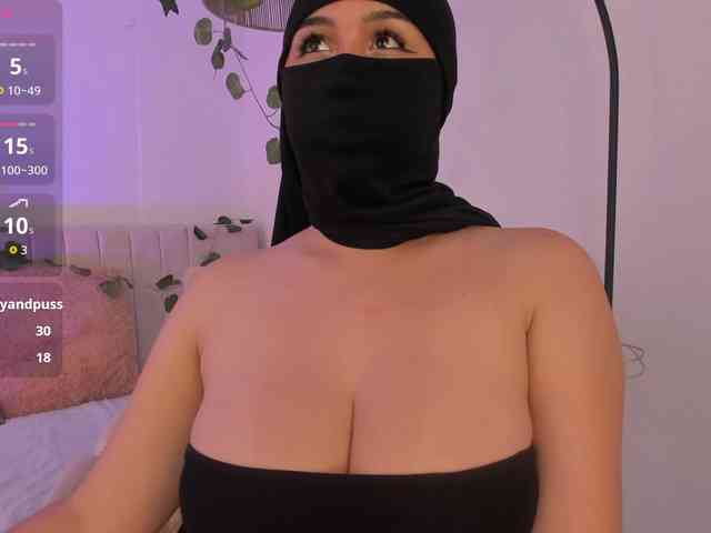 Amirah- webcam