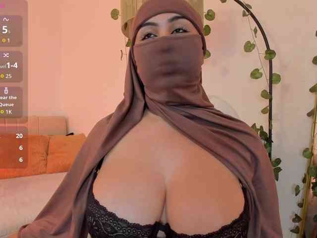 Amirah- webcam