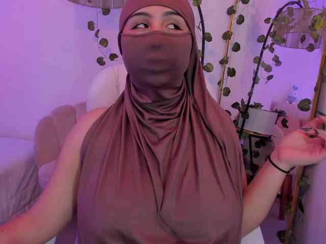 Amirah- webcam