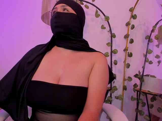 Amirah- webcam