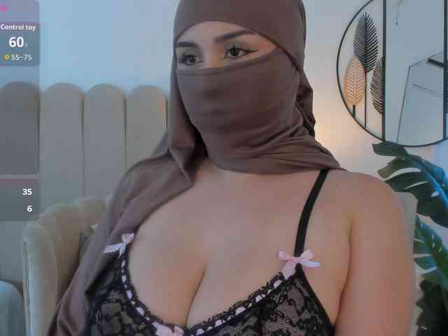 Amirah- webcam