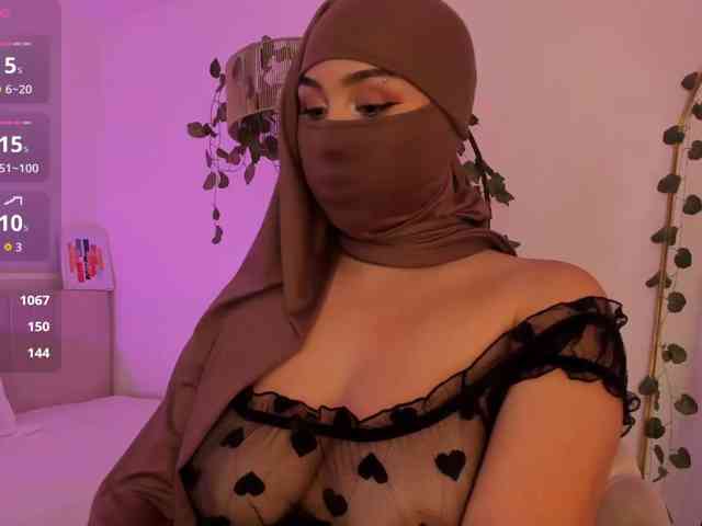Amirah- webcam