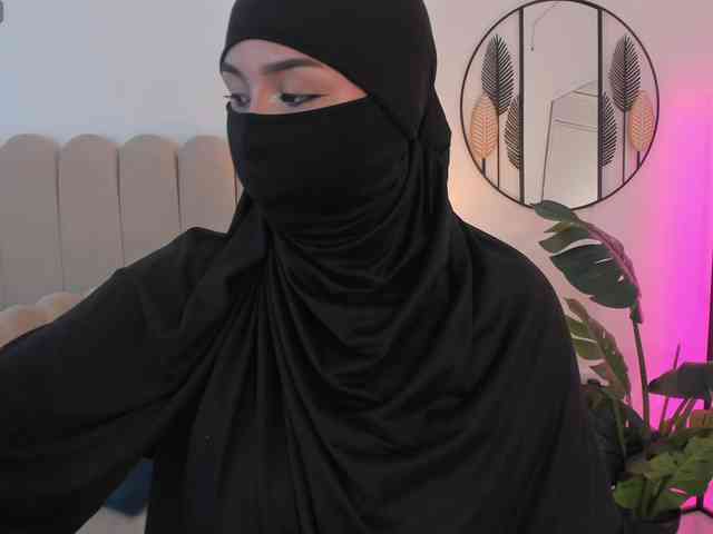 Amirah- webcam